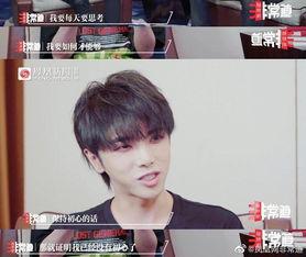 瓜地吃瓜路人视角,路人视角下的夏日吃瓜盛宴