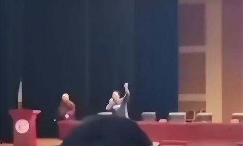 吃瓜观众谢冰,揭秘娱乐圈吃瓜群众的幕后故事