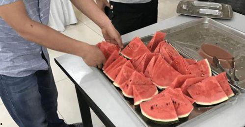 吃瓜服务员视频,一场网络爆红的幕后故事