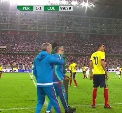 足球队吃瓜,揭秘球场背后的趣味故事