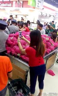 大妈吃瓜群众视频播放,揭秘热门视频背后的热议焦点